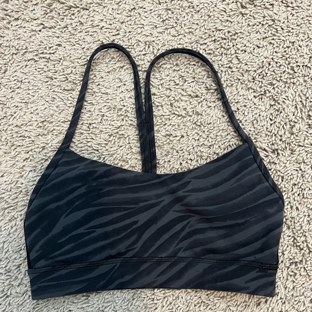 Flow Y lululemon bra